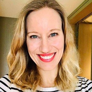 Meet your Posher, Lauren